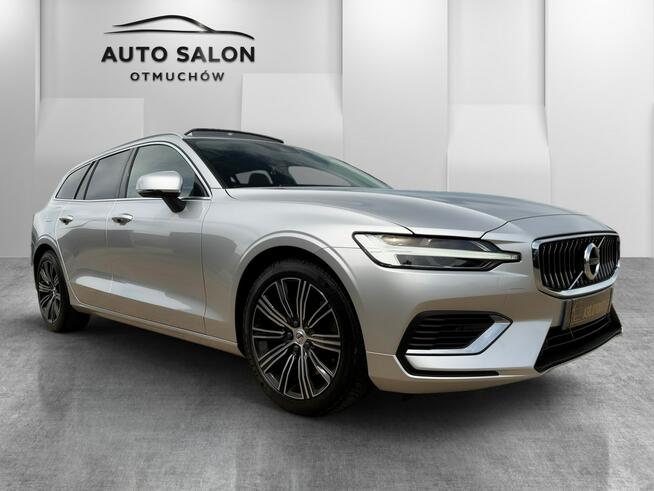 Volvo V60 INSCRIPTION acc FUL LED skóra nawi ALUSY el.klapa licznik DIGITAL 4X4