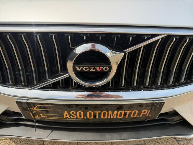 Volvo V60 INSCRIPTION acc FUL LED skóra nawi ALUSY el.klapa licznik DIGITAL 4X4