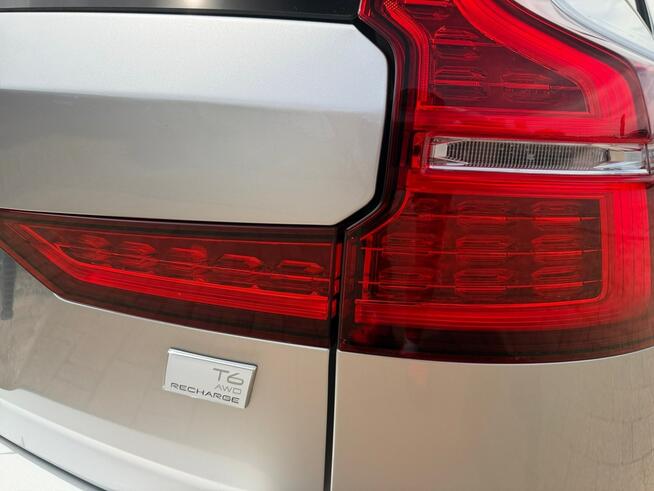 Volvo V60 INSCRIPTION acc FUL LED skóra nawi ALUSY el.klapa licznik DIGITAL 4X4