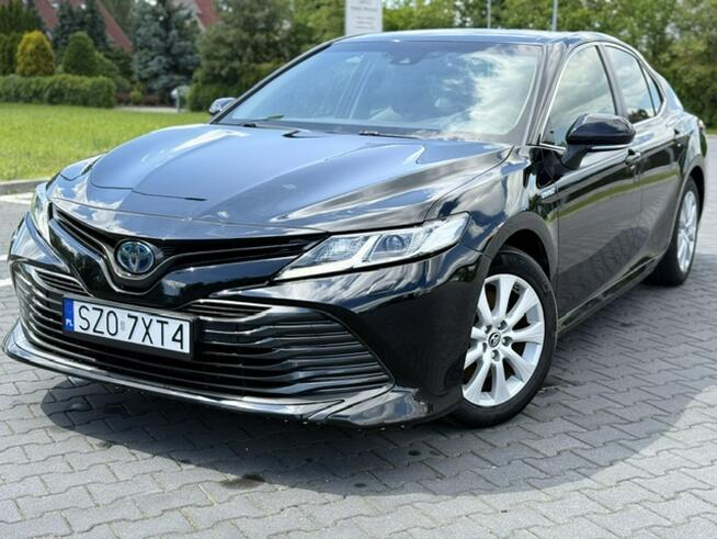 Toyota Camry 2.5 Hybrid Prestige CVT