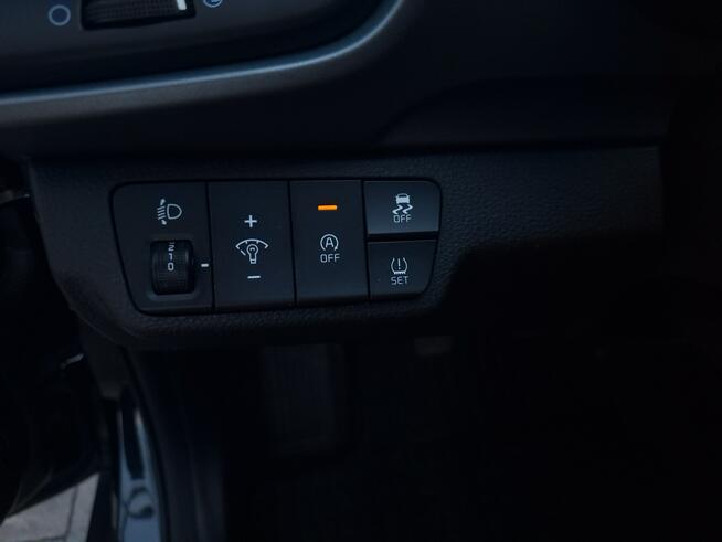 Kia Stonic M + Smart / Salon PL / Gwarancja do 2028 / Niski przebieg / Kamera