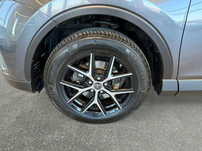 Toyota RAV-4 2.5 hybrid 197KM e-CVT 4x4 2017/18 r., salon PL serwisowana