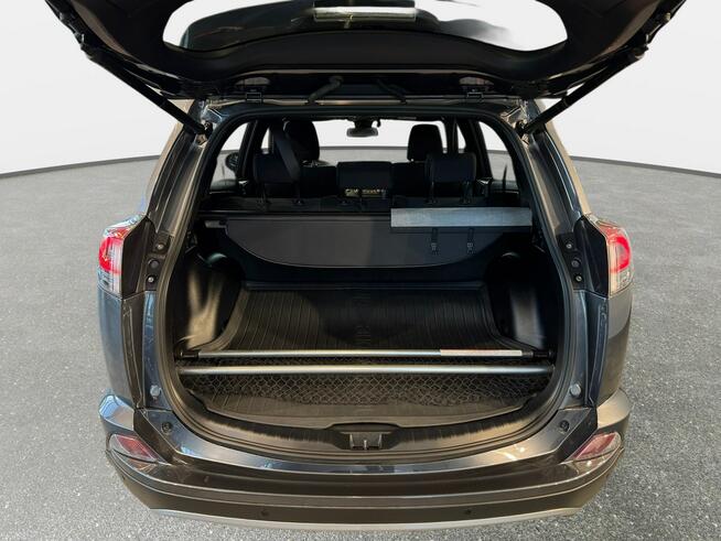 Toyota RAV-4 2.5 hybrid 197KM e-CVT 4x4 2017/18 r., salon PL serwisowana