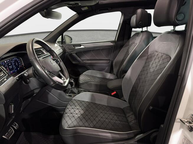 Volkswagen Tiguan VAT 23% R-Line 2.0TSI 245KM DSG 4motion 2022 r., Salon PL