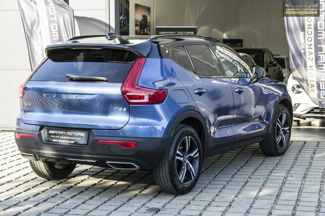 Volvo XC 40 R- Design / Blisy / LEDY / Harman Kardon / Kamera / Gwarancja / FV23%