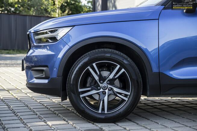 Volvo XC 40 R- Design / Blisy / LEDY / Harman Kardon / Kamera / Gwarancja / FV23%