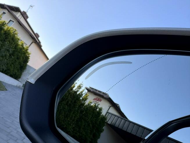 Volvo XC 40 2.0 D3 150KM Inscription Panorama Szampański Skóry Car Pass