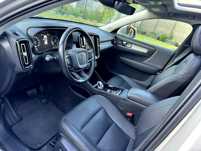 Volvo XC 40 2.0 D3 150KM Inscription Panorama Szampański Skóry Car Pass