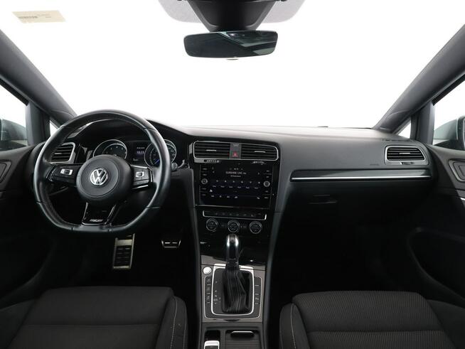 Volkswagen Golf 4x4 DSG full LED navi klima auto grzane fotele DCC panorama