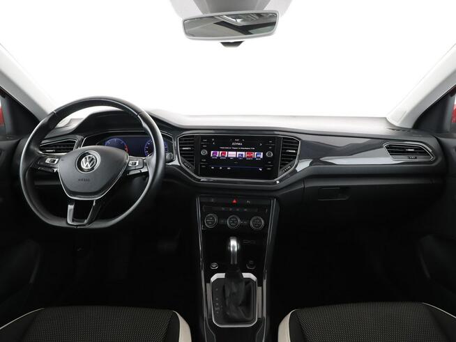 Volkswagen T-Roc full led dsg virtual navi kamera szyberdach