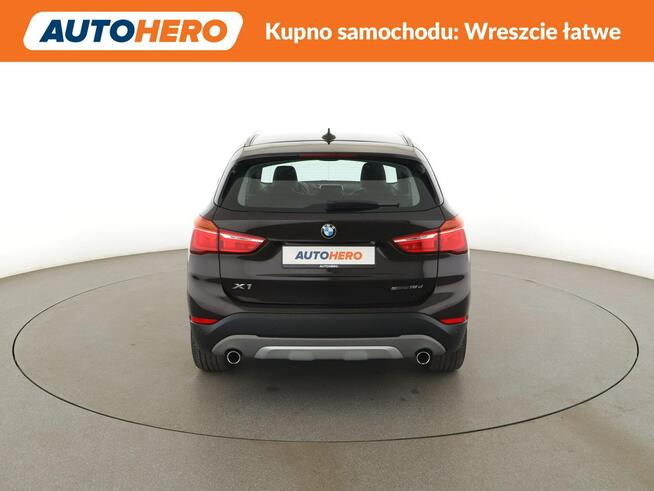 BMW X1 Czujniki, Navi, Podg.fotele, Aut.klima