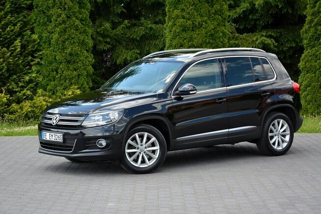 Volkswagen Tiguan Lounge Lift Navi Kamera 2xParktr. Park Assist ASO Alu17" Aso