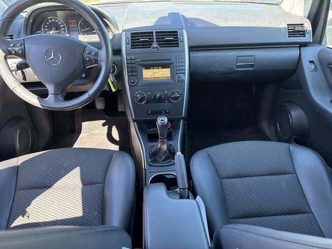 Mercedes A160 95km BENZYNA podgrzewane fotele SERWIS bezwypadek 2011