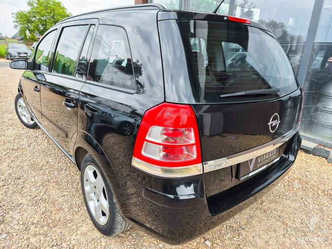 Zafira 1.8 benzyna Edition 140km klima HAK 7 foteli SERWIS 2009