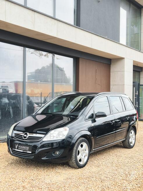 Zafira 1.8 benzyna Edition 140km klima HAK 7 foteli SERWIS 2009
