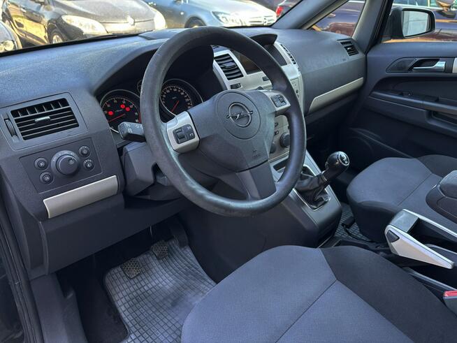 Zafira 1.8 benzyna Edition 140km klima HAK 7 foteli SERWIS 2009