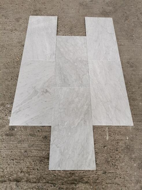 Płytki marmurowe Carrara Bianco 61x30,5x1 matowe, polerowane