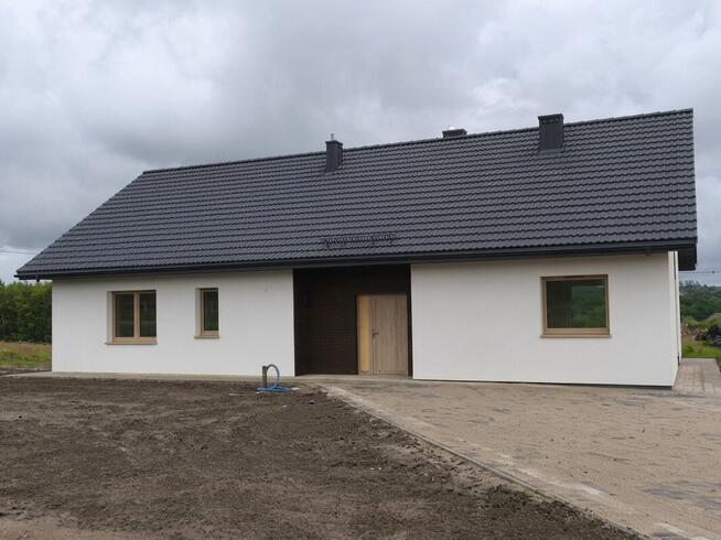 Wolnostojący z pompą ciepła