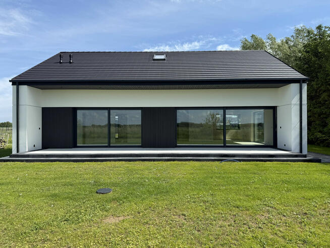 Nowoczesny energooszczędny dom parterowy Koszalin Jamno