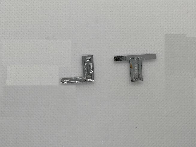 Emblemat znaczek napis literki L T Ford Mondeo Mk3 Mk4