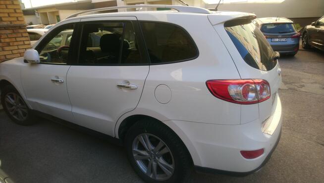 Hyundai Santa Fe 2011