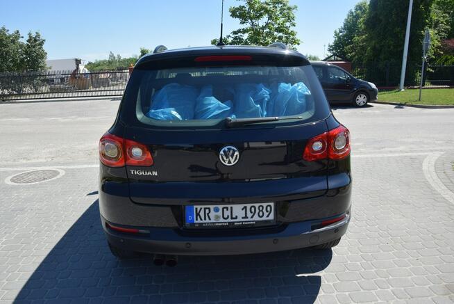 Volkswagen Tiguan 2.0D 2 KPL KÓŁ Navi Hak Tempomat Sprowadzony Opłacony