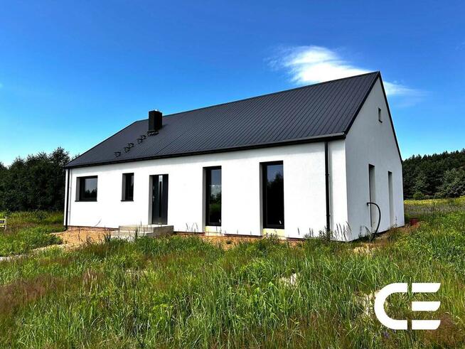 Nowoczesny dom przy lesie | 100 m² | 1027 m²
