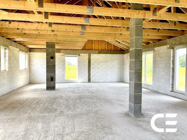 Nowoczesny dom przy lesie | 100 m² | 1027 m²
