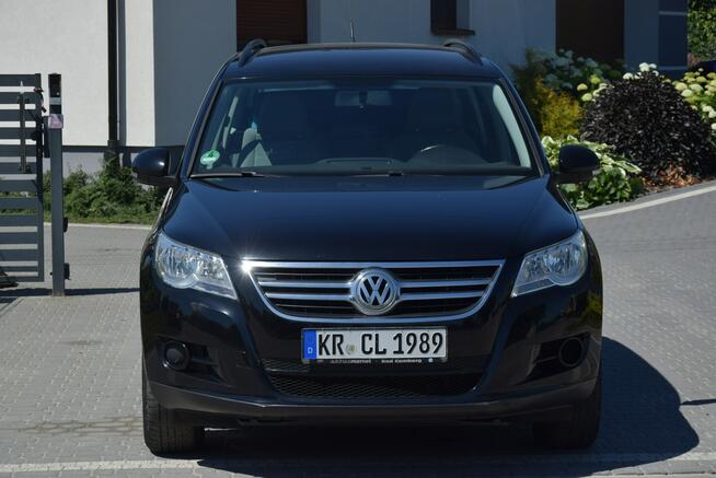 Volkswagen Tiguan 2.0D 2 KPL KÓŁ Navi Hak Tempomat Sprowadzony Opłacony