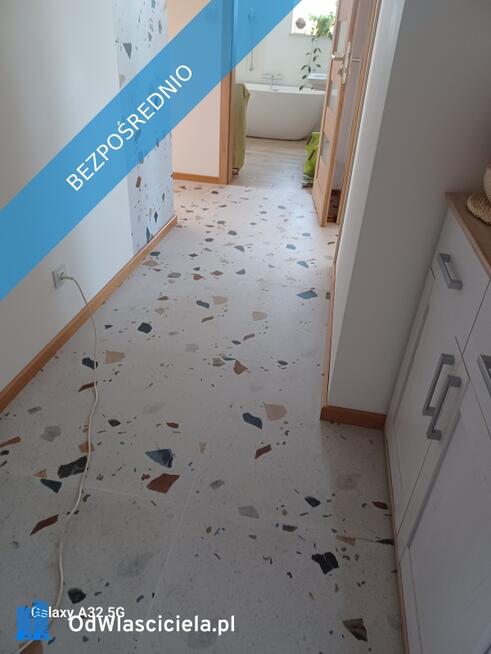DUŻY APARTAMENT Z MOŻLIWOŚCIĄ ROZDZIELENIA+HALA GARAŻOWA 30m2 + 2 TARASY