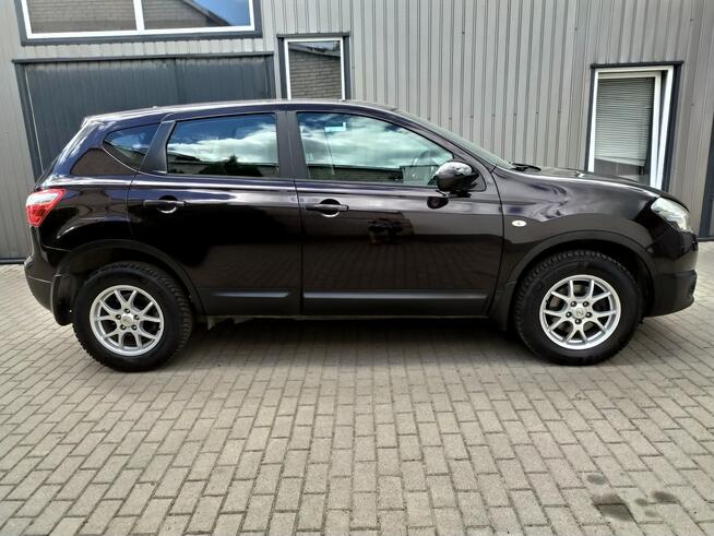 Nissan Qashqai 1.6 Benzyna PDC Klimatronic Grzane Fotele Zarejestrowany