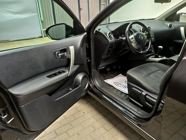 Nissan Qashqai 1.6 Benzyna PDC Klimatronic Grzane Fotele Zarejestrowany