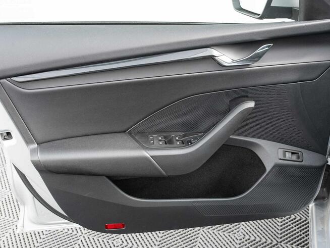 Škoda Octavia 1.5 TSI Ambition Cz.park Podgrz.f K.cofania LED Salon PL VAT 23%