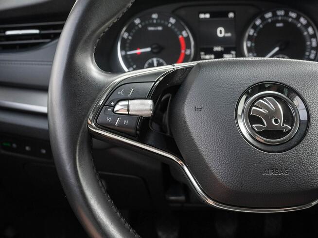 Škoda Octavia 1.5 TSI Ambition Cz.park Podgrz.f K.cofania LED Salon PL VAT 23%