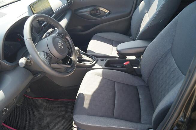 Toyota Yaris 1,5 92 KM AUTOMAT ORG. LAKIER SALON PL I-WSZY WŁ. JAK NOWY 4,500 KM