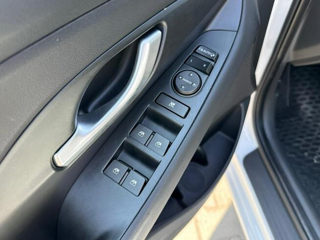 Hyundai i30 Smart+*KameraCofania*Lift*NiskiPrzebieg*Zadbany*Serwisowany*Led*Navi