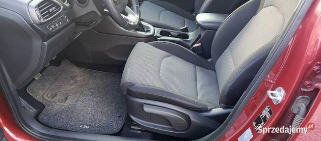 Hyundai i30 1.5 DPI Classic +