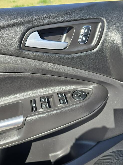 Ford Kuga 2,0tdci 4x4(AWD) Navi.Kamera Cof.Asyst.Parkowania.Skóry.Tempomat.kredy