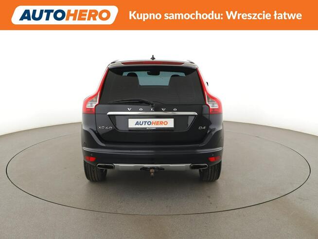 Volvo XC 60 Summum automat 180KM skóra hak navi grzane fotele