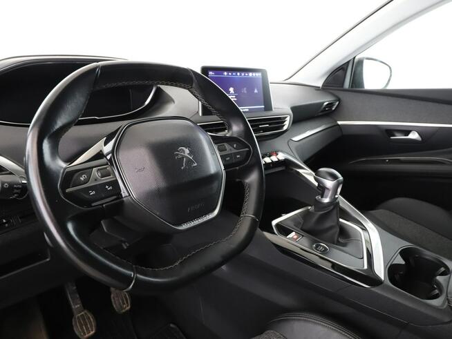 Peugeot 3008 led, kamera, pdc, navi, virtual, klimatronik