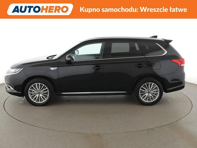 Mitsubishi Outlander PHEV 4x4 automat full LED skóra navi klima auto grzane fotele kamera i