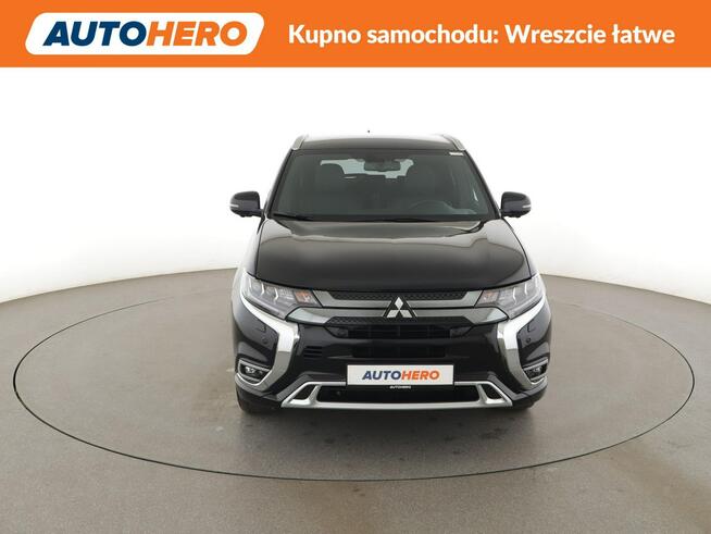 Mitsubishi Outlander PHEV 4x4 automat full LED skóra navi klima auto grzane fotele kamera i