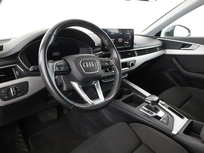 Audi A4 Mhev, Automat, Virtual cockpit, Podg.fotele, Tempomat