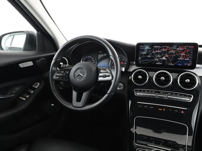 Mercedes C 200 automat full LED skóra navi klima auto el. sterowane i grz. fotele hak
