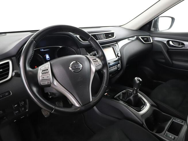 Nissan X-Trail panorama, navi, kamera, hak, klimatronik