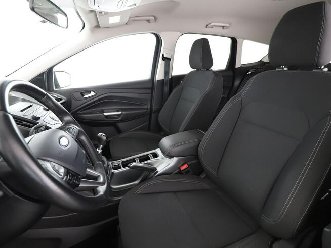Ford Kuga klimatyzacja tempomat multifunkcja