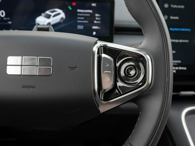 Geely Starray EM-i 1.5 PHEV Pro Podgrz.f i kier Elektr.f Skóra LED