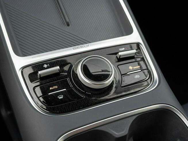 Geely Starray EM-i 1.5 PHEV Pro Podgrz.f i kier Elektr.f Skóra LED