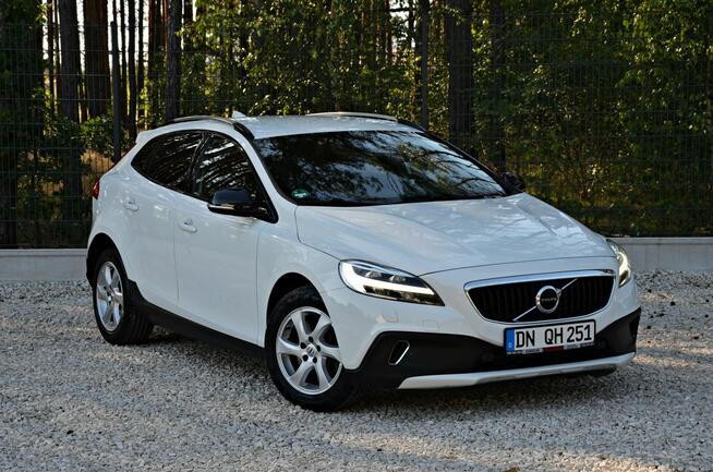 Volvo V40 Cross Country T2 152KM Full LED! Skóra! Kamera! Ideał! Zobacz!!!