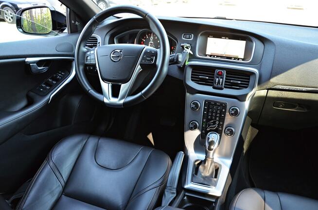 Volvo V40 Cross Country T2 152KM Full LED! Skóra! Kamera! Ideał! Zobacz!!!